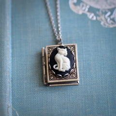 🎁 FREE - Cat Lover Silver Book Locket Necklace