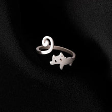 Load image into Gallery viewer, Handmade Cat-Inspired Ring [ 925 Sterling Silver]
