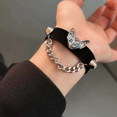 🎁 FREE - Gothic Cat Motif Spiked Bracelet