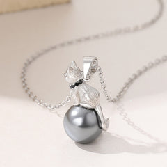 Luxurious Cat On Black Pearl Necklace [925 Sterling Silver]