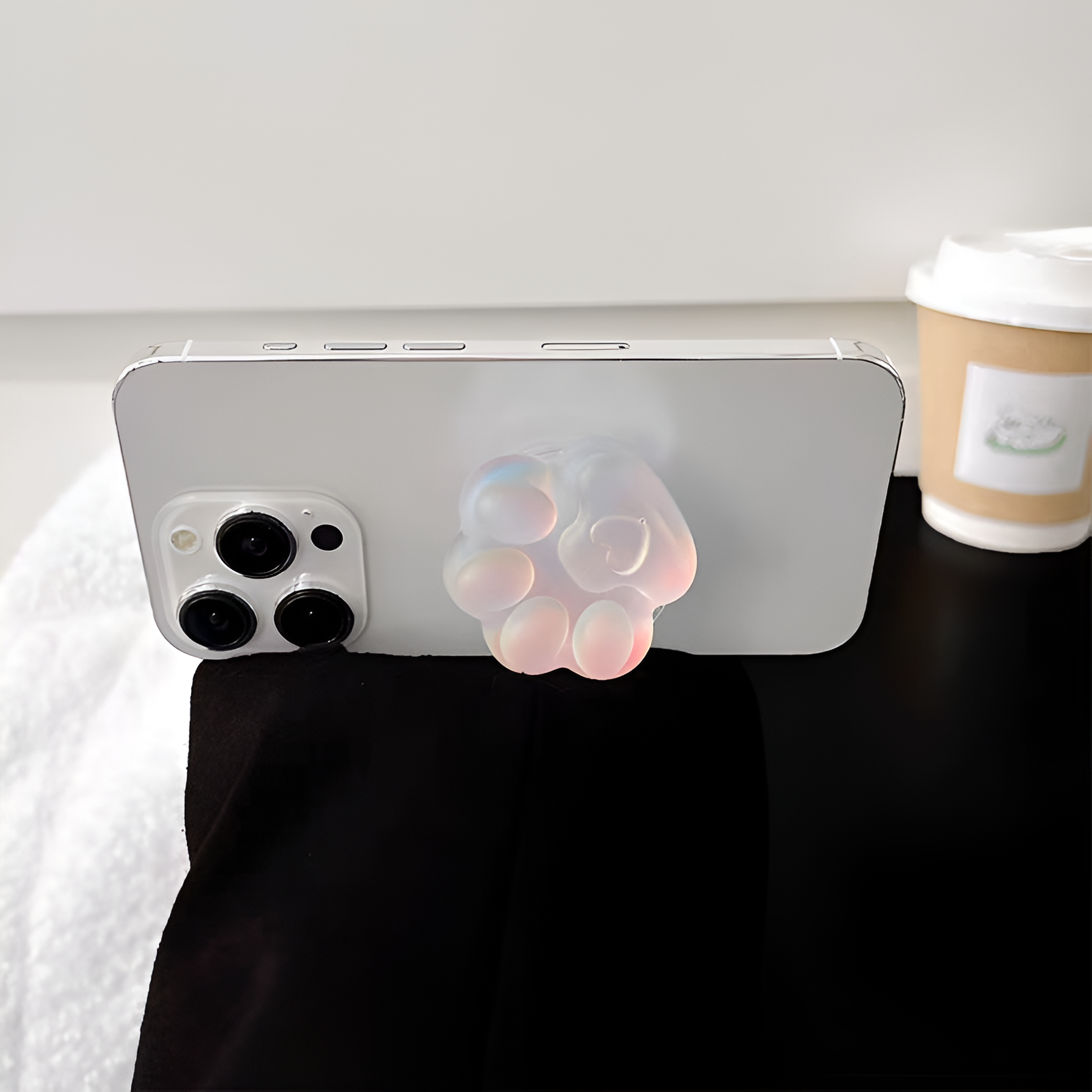 Ombre Cat Beanies Magnetic Phone Holder