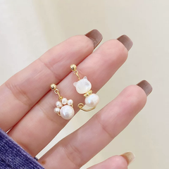 🎁 FREE - Luxurious Pearl Cat & Paw Earrings [Stud / Clip-On]
