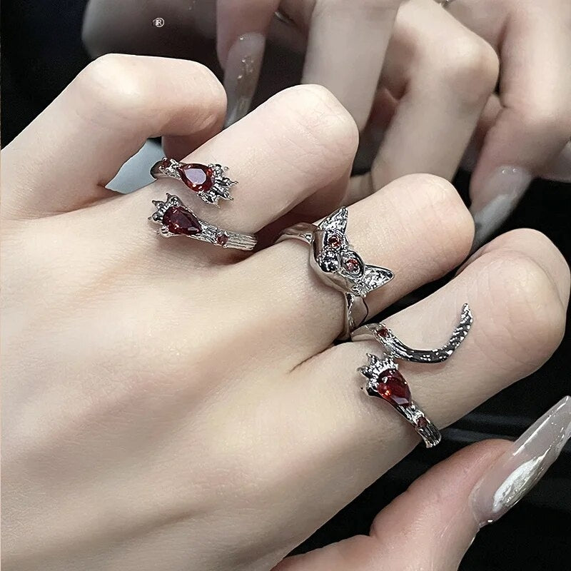 Dark Crystal Cat Paws & Tail Ring [One Size Fits All]
