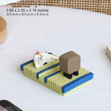 Load image into Gallery viewer, Cute Cat Resin Phone Stand
