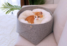 Load image into Gallery viewer, Playful Meow - 2-in-1 Detachable Felt and Wool Cozy Cat Bed- Review
