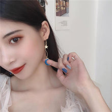 Load image into Gallery viewer, Cat Enjoys Moonlight Earrings
