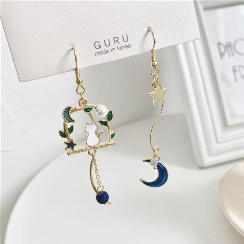 Cat Enjoys Moonlight Earrings