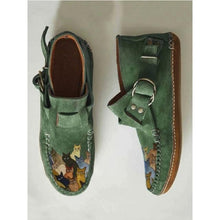 Load image into Gallery viewer, Playful Meow - Curious Cat Leather Buckle Boots- Review
