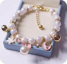 Load image into Gallery viewer, Playful Meow - Elegant Pearl Lady Necklace for Pets- Review
