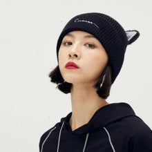 Load image into Gallery viewer, Elegant Velvet Cat Ears Beanie [Set]
