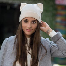 Load image into Gallery viewer, Playful Meow - Elegantly Cat Wool Beanie- Review
