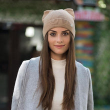 Load image into Gallery viewer, Playful Meow - Elegantly Cat Wool Beanie- Review
