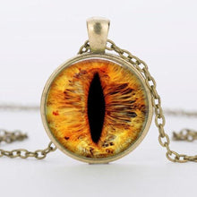 Load image into Gallery viewer, FREE - Vintage Cat&#39;s Eye Necklace
