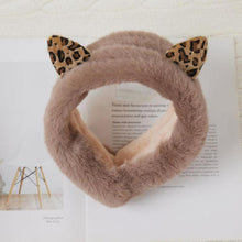 Load image into Gallery viewer, Fluffy Cat Paw Hand And Ear Warmer
