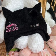 Load image into Gallery viewer, Gothic Lambs Wool Kitty Beanie
