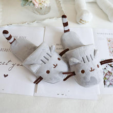 Load image into Gallery viewer, Playful Meow - Kitty Soft Furry Slippers- Review
