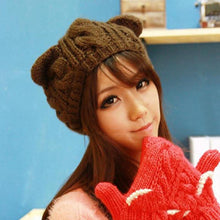 Load image into Gallery viewer, Playful Meow - Knitted Kitty Wool Beanie- Review
