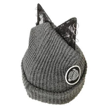 Load image into Gallery viewer, Lace Cat Ears Knitted Beanie
