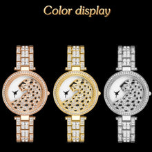 Load image into Gallery viewer, Luxurious Leopard Analogue Watch
