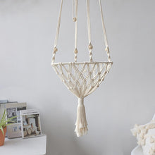 Load image into Gallery viewer, Macrame Cat Swinger
