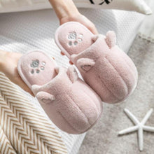 Load image into Gallery viewer, Plush Kitty Indoor Slippers
