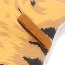 Load image into Gallery viewer, Playful Meow - Smiley Cat Oven Mitts- Review
