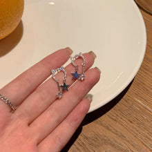Load image into Gallery viewer, Twinkling Kitty Earrings [Clip On / Stud 925 Silver]
