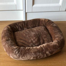 Load image into Gallery viewer, Warm and Cushy Cat Beds
