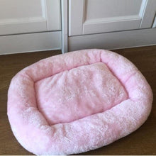 Load image into Gallery viewer, Warm and Cushy Cat Beds

