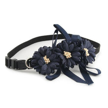 Load image into Gallery viewer, Playful Meow - Wedding Flower Pet Collar- Review
