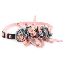 Load image into Gallery viewer, Playful Meow - Wedding Flower Pet Collar- Review
