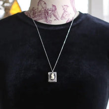 Load image into Gallery viewer, Vintage Cat Photo Locket Necklace
