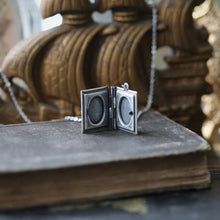 Load image into Gallery viewer, Vintage Cat Photo Locket Necklace
