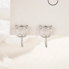 Load image into Gallery viewer, Classic Chic Cat Earrings [925 Sterling Silver]
