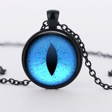 Load image into Gallery viewer, Vintage Cat&#39;s Eye Necklace
